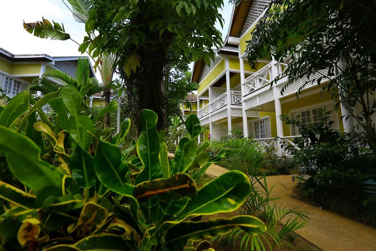 Merrils Beach Resort II Negril Hotel